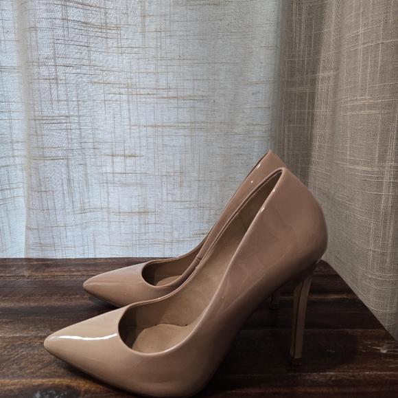 Scarpan - Picture 2 of 4